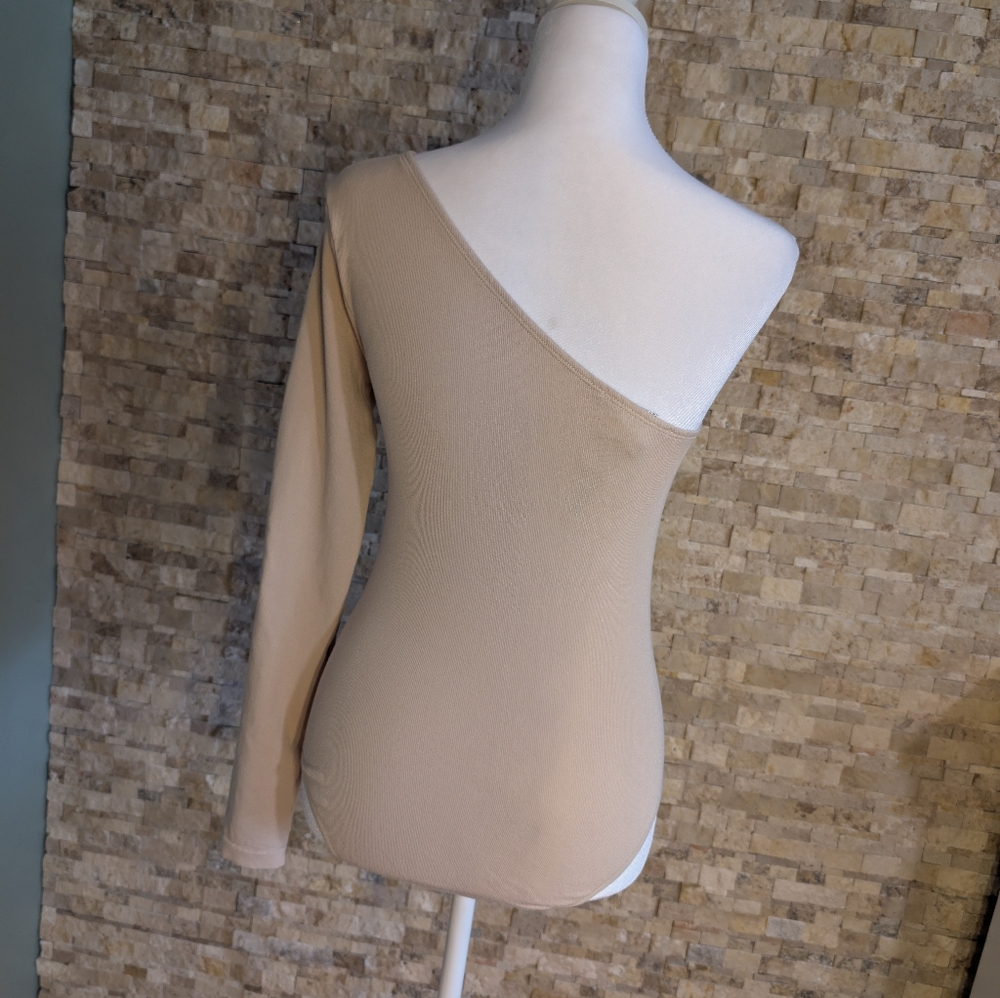 One Shoulder Ribbed Knit Long Sleeve Bodysuit Size S Beige Cream Neutral Glam image 10